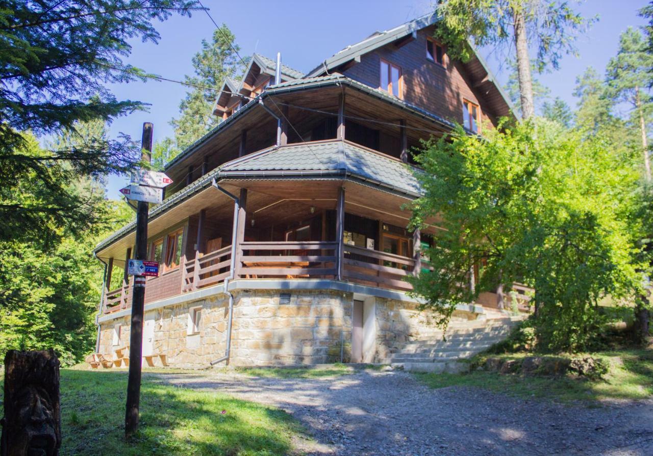 Lesna Willa Pttk W Komanczy Komancza Exterior photo