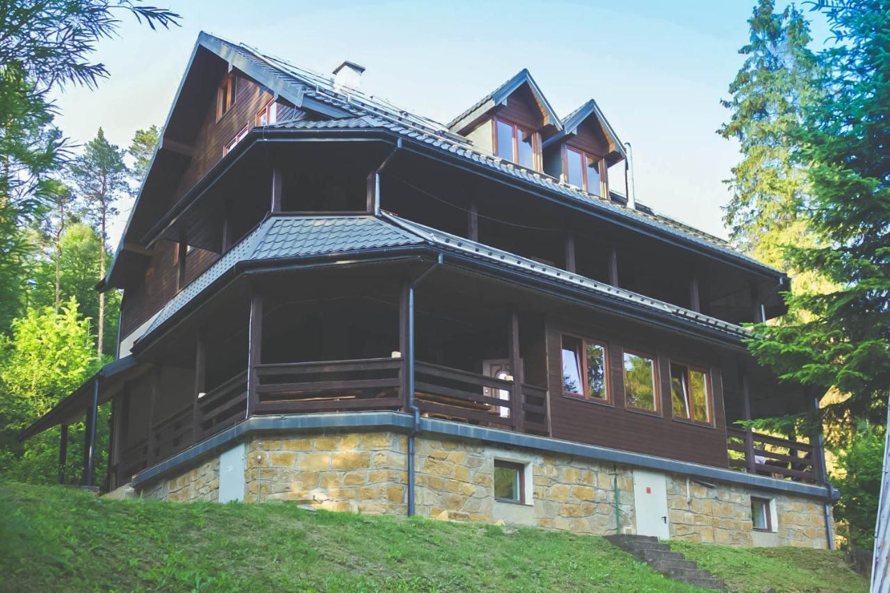 Lesna Willa Pttk W Komanczy Komancza Exterior photo